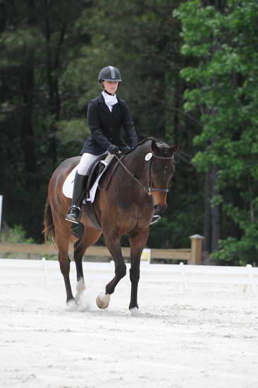 So8ths-5-4-12-Dressage-1291-SydneyParks-RunninAMuck-DDeRosaPhoto
