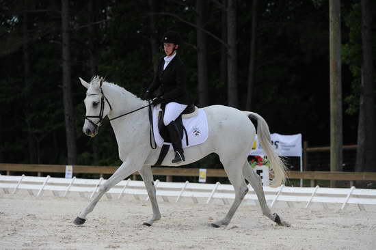 So8ths-5-4-12-Dressage-1007-ElizabethGoldstein-DaddysHatTrick-DDeRosaPhoto
