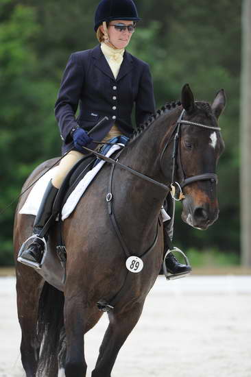 So8ths-5-4-12-Dressage-1125-SarahMorton-Womble-DDeRosaPhoto