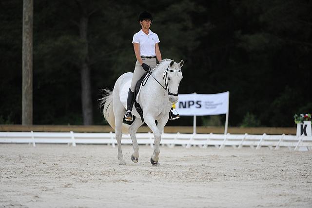 So8ths-5-4-12-Dressage-0520-CathyBlackmon-HideawaysSpecialDelivery-DDeRosaPhoto