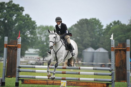 So8ths-5-6-12-SJDay-4981-MicheleLobsinger-GlenlarasPride-DDeRosaPhoto