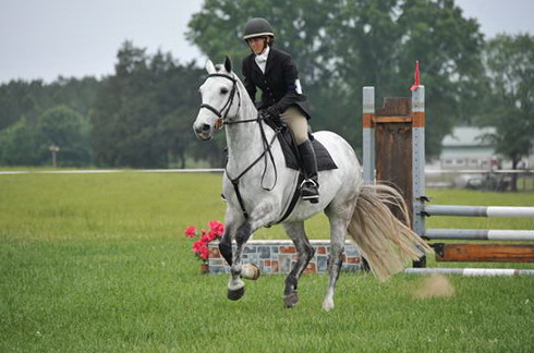 So8ths-5-6-12-SJDay-4982-MicheleLobsinger-GlenlarasPride-DDeRosaPhoto