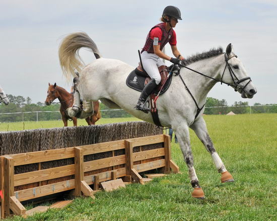 So8ths-5-4-12-Clinic-2554-ElliottBlackmon-TullyCrossPrescott-DDeRosaPhoto