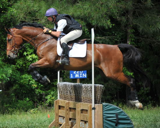 So8ths-5-4-12-Clinic2362-TremaineCooper-Arnold-DDeRosaPhoto