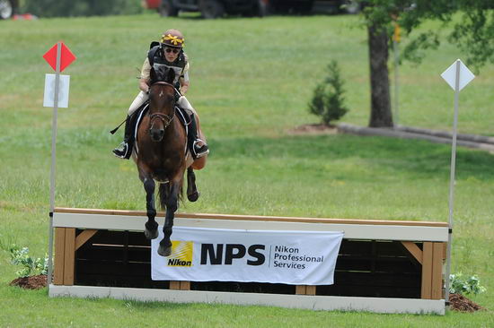 So8ths-5-5-12-XCDay-3331-BeckyBrown-TotallyBroke-DDeRosaPhoto