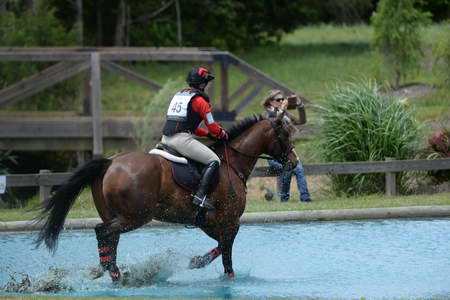 So8ths-5-4-13-XC-7217-CatiePannill-KokoaKat-DDeRosaPhoto