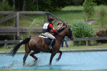 So8ths-5-4-13-XC-7218-CatiePannill-KokoaKat-DDeRosaPhoto