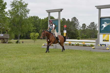 So8ths-5-4-13-XC2-7829-KathyViele-Matariki-DDeRosaPhoto