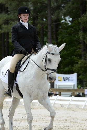 So8ths-5-3-13-Dressage-5727-Kaitlyferrell-BeyondTheLimits-DDeRosaPhoto