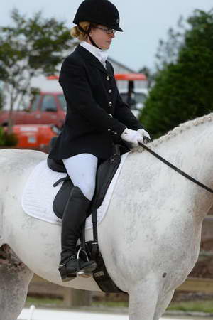 So8ths-5-3-13-Dressage-4905-LaurieWettstone-Moonstruck-DDeRosaPhoto