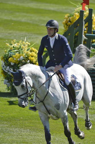 Spruce-Meadows-9-4-13-6315-WernerMuff-Landthago-SUI-DDeRosaPhoto