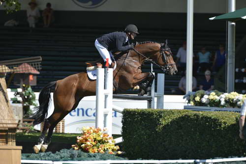 Spruce-Meadows-9-4-13-7031-EricLamaze-PowerPlay-CAN-DDeRosaPhoto
