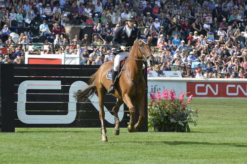 Spruce-Meadows-9-8-13-3589-PieterDevos-Candy-BEL-DDeRosaPhoto