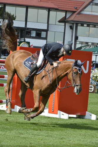 Spruce-Meadows-9-8-13-3594-PieterDevos-Candy-BEL-DDeRosaPhoto