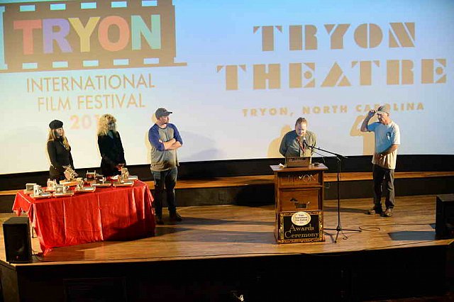 TRIFF-Gala-10-13-18-8036-DDeRosaPhoto