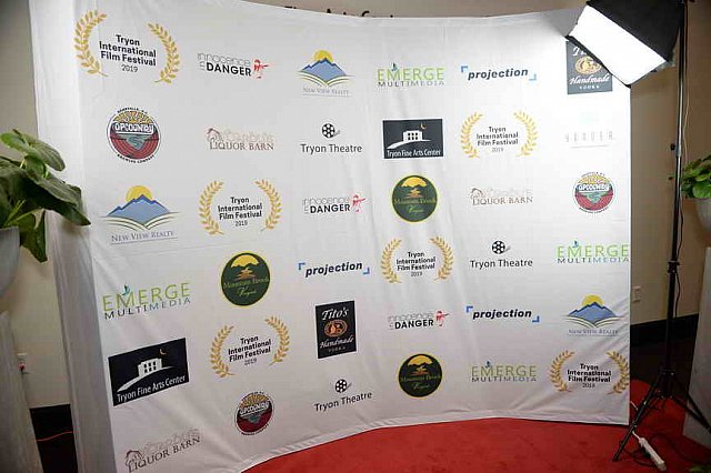 TRIFF-Gala-10-11-18-7971-DDeRosaPhoto