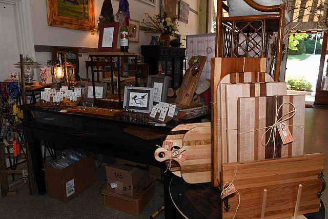 TRIFF-10-10-21-AWARDS-5281-DDeRosaPhoto