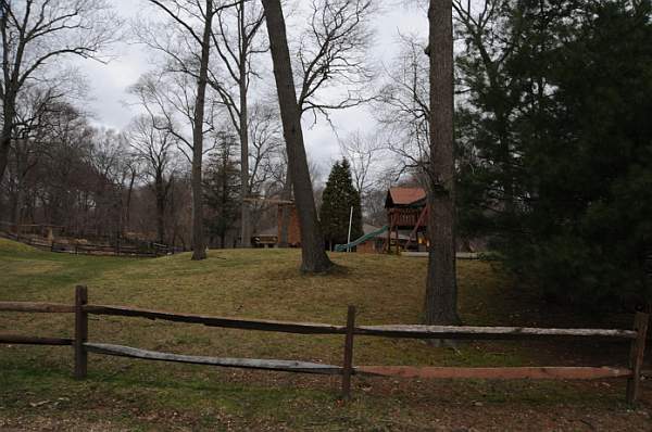 Property-4-4-09-65-DDeRosaPhoto