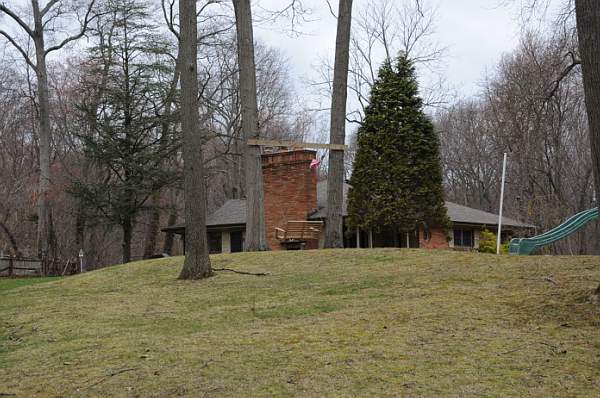 Property-4-4-09-69-DDeRosaPhoto