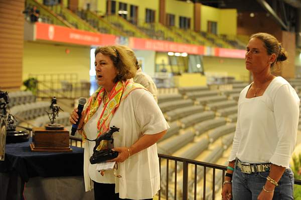 USHJA-Derby-8-19-10-Awards-DER_7209-DDeRosaPhoto.jpg