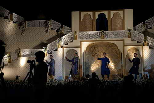 Vivuchi Wedding-11-22-23-2016-9339-DDeRosaPhoto