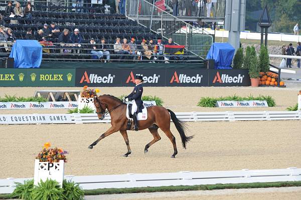 WEG1-9-28-10-DressageGP-5485-DDeRosaPhoto.jpg