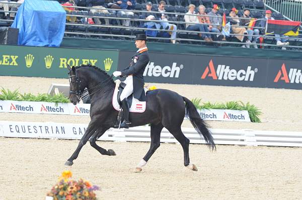 WEG1-9-28-10-DressageGP-5560-DDeRosaPhoto.jpg