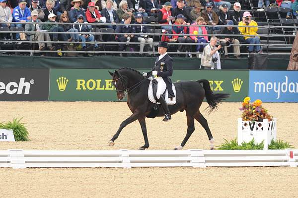 WEG1-9-28-10-DressageGP-5763-DDeRosaPhoto.jpg