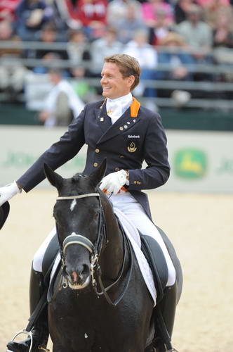 WEG1-9-28-10-DressageGP-6593-EdwardGal-MoorlandsTotilas-DDeRosaPhoto.jpg