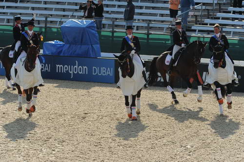 WEG1-9-28-10-DressageGP-7537-EdwardGal-Totilas-DDeRosaPhoto.jpg