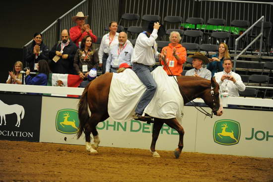 WEG2-9-30-10-RNG Finals-1241-TomMcCutcheon GunnersSpecialNite-DDeRosaPhoto