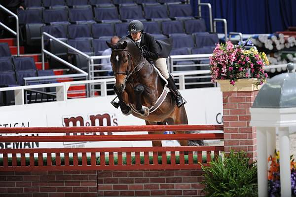 WIHS2-10-27-10-Cl44-RgWkgHtrStke-0357-RockStar-LouiseSerio-DDeRosaPhoto.jpg