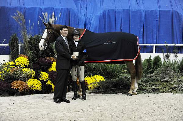 WIHS-10-24-10-Cl203JrJpr-DSC_9670-HasbrouckDonovan-QualityTime-BstRdrHrse-DDeRosaPhoto.jpg