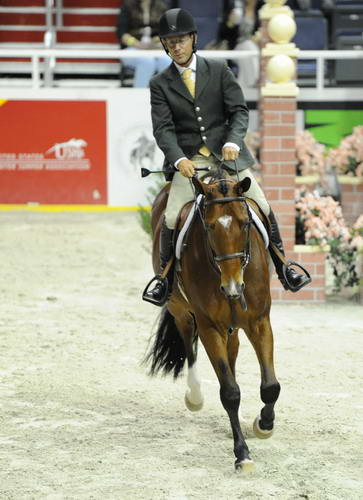WIHS1-10-26-10-Cl3-GrConfHtr-7773-SmallAffair-JohnFrench-DDeRosaPhoto.jpg