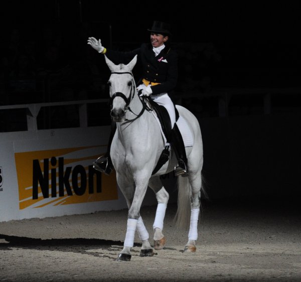 Nikon-WIHS2-10-29-10-6539-PamGoodrich-Lamborghini-DDeRosaPhoto.jpg