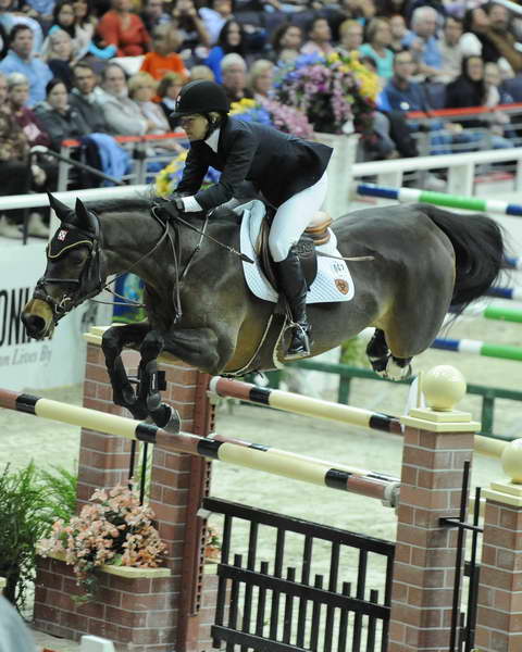 WIHS3-10-30-10-DSC_8427-Mademoiselle-BeezieMadden-DDeRosaPhoto-crop.jpg