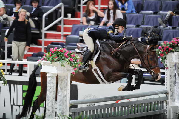 MadelineThatcher-WIHS2-10-28-10-2735-Francesca-DDeRosaPhoto.JPG