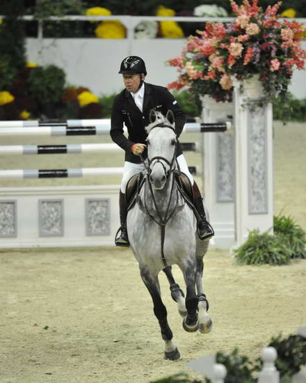 WIHS5-10-29-11-PresCup-1728-Carlo273-NickSkelton-DDeRosaPhoto