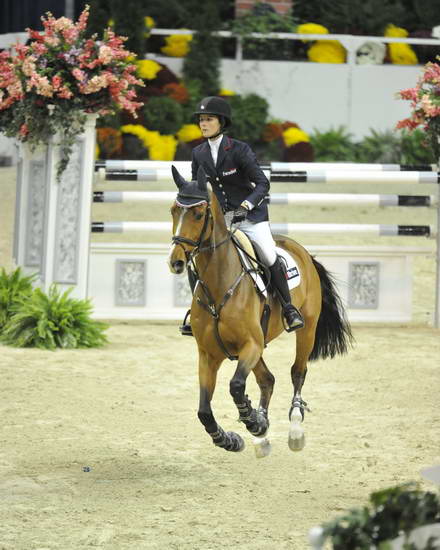 WIHS5-10-29-11-PresCup-1243-Urban-BlytheMarano-DDeRosaPhoto