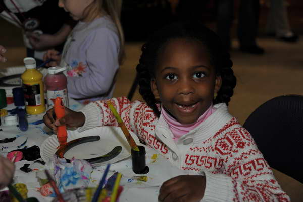 WIHS5-10-29-11-KidsDay-5057-DDeRosaPhoto.JPG