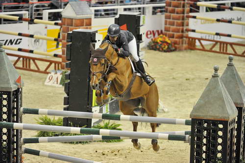 Jumpers-WIHS5-10-29-11-PresCup-1674-Teirra-LauraKraut-DDeRosaPhoto