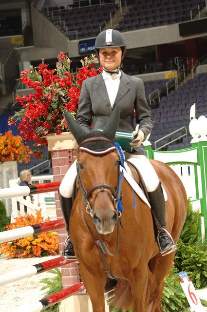 043-WIHS-GeorginaBloomberg-Lumina2-10-27-05-Class209-DDPhoto_001.JPG