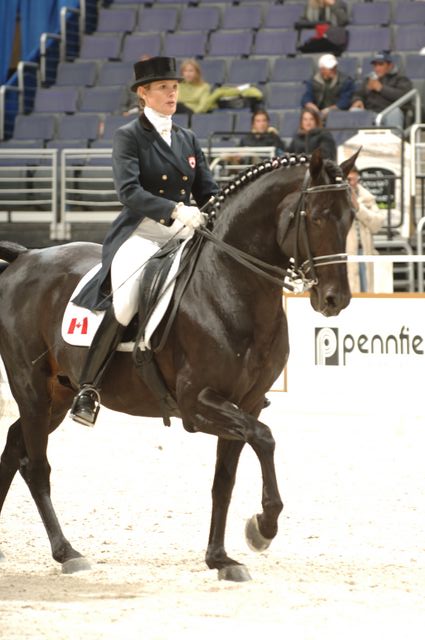 09-WIHS-AshleyHolzer-Gambol-Dressage-10-27-05-DDPhoto.JPG