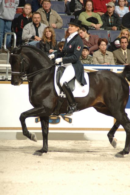 37-WIHS-AshleyHolzer-10-28-05-Dressage-DDPhoto.JPG