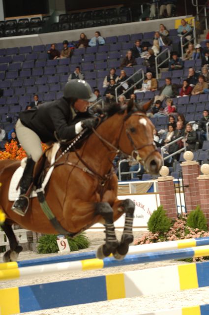 33-WIHS-AlexParrish-Cat_sCharly-10-28-05-JrJumpers-DDPhoto.JPG
