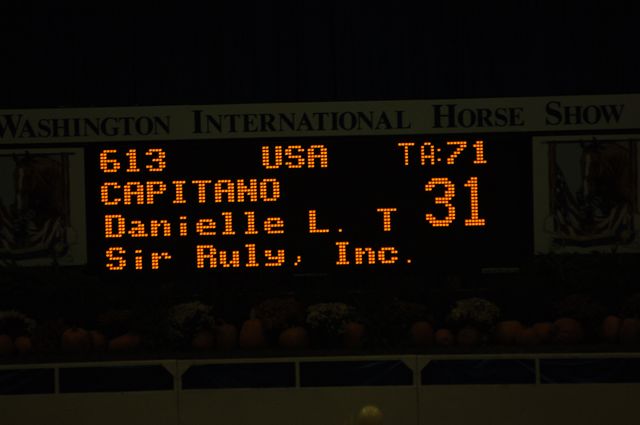086-WIHS-DanielleTorano-Capitano-10-29-05-DDPhoto.JPG