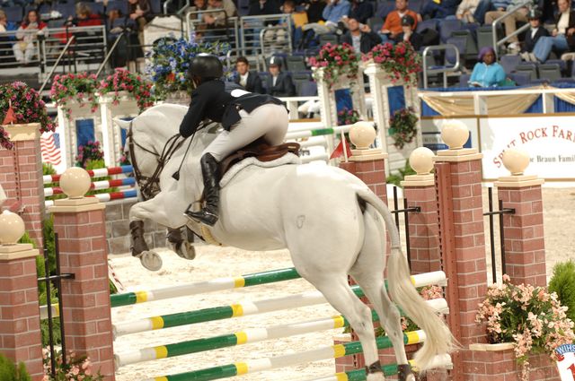 008-WIHS-LaurenHester-K2-10-29-05-EqClassicJpr-182-DDPhoto.JPG