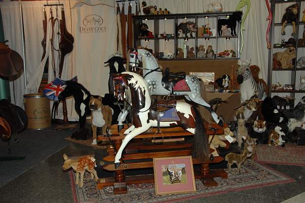 WIHS08-10-25-Boutiques-078-DDeRosaPhoto