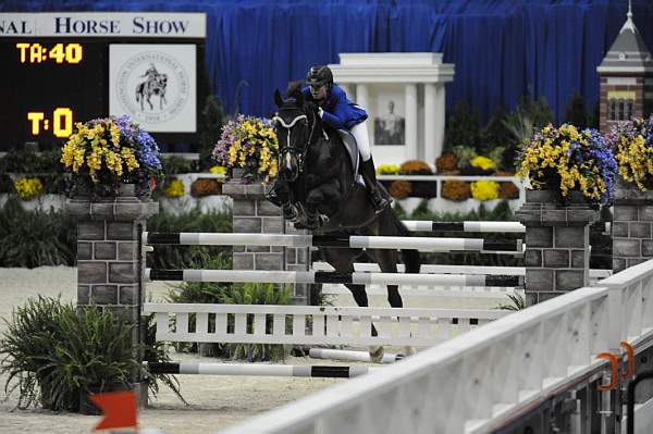 WIHS-10-23-09-DER_6116-AmbCup-DeVito-ErinStewart-JrJprs-DDeRosaPhoto.jpg