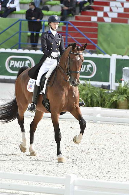 WEG1-Dressage-8-26-14-GPTeam-0007698-LauraGraves-Verdades-USA-DDeRosaPhoto